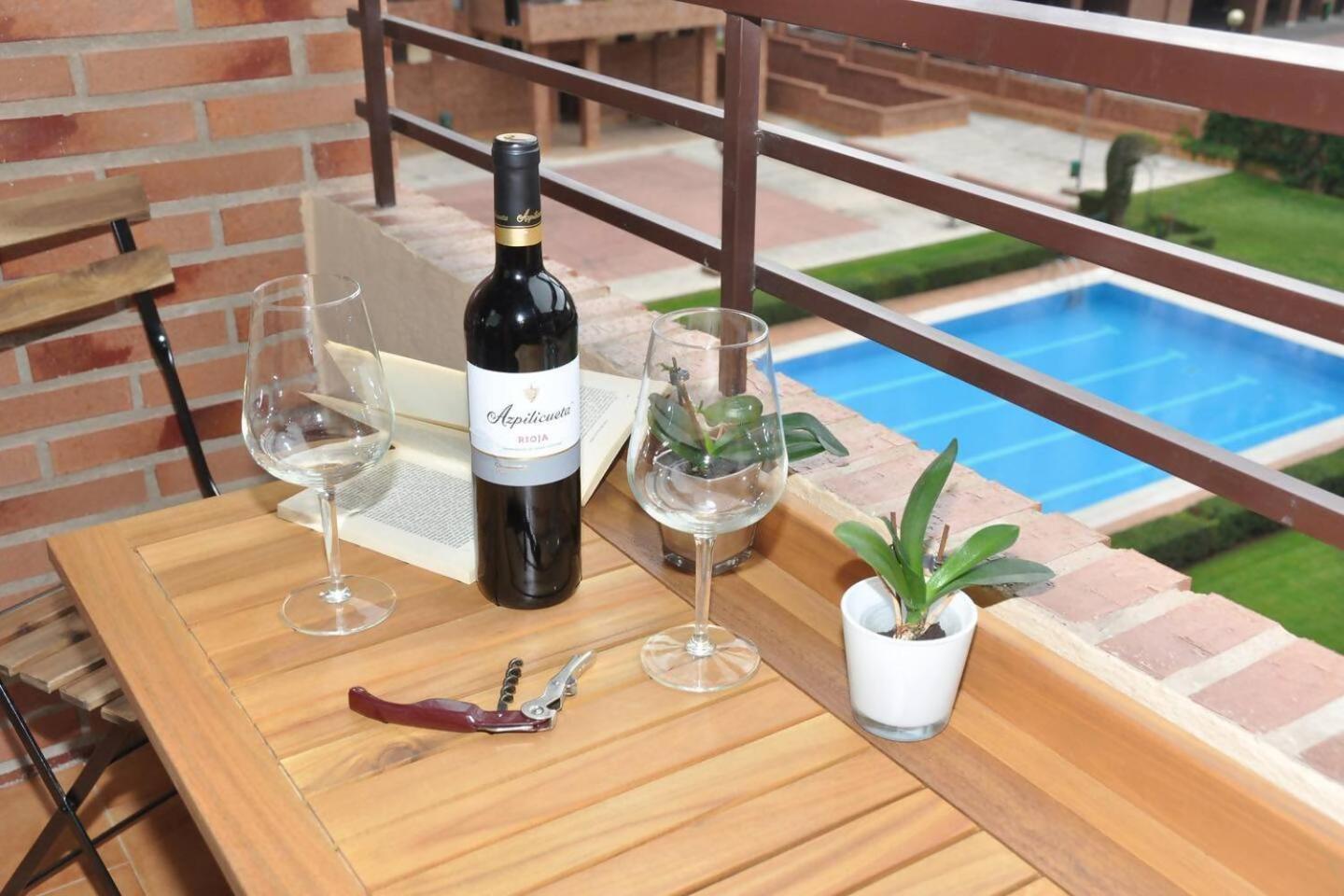 Apartamento La Estambrera II con Wifi y Aire Acondicionado Logroño Exterior foto