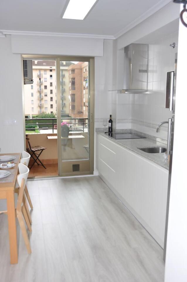 Apartamento La Estambrera II con Wifi y Aire Acondicionado Logroño Exterior foto